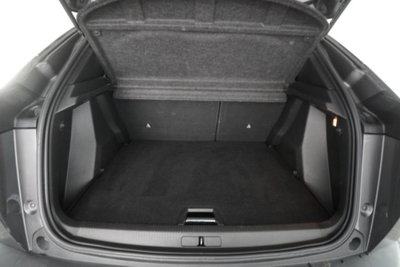 Peugeot 2008 PureTech 100 S&S Allure Pack (14)