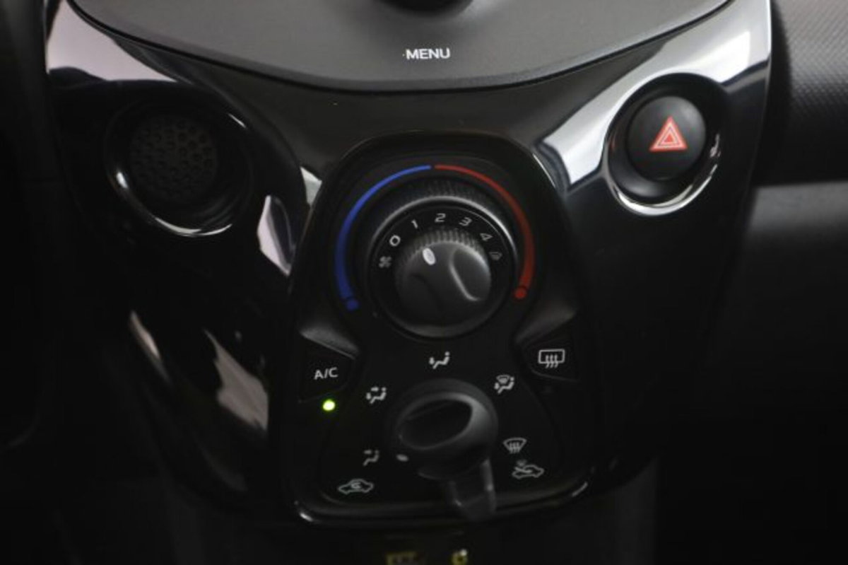 Citroen C1 C1 VTi 72 5 porte Feel (9)
