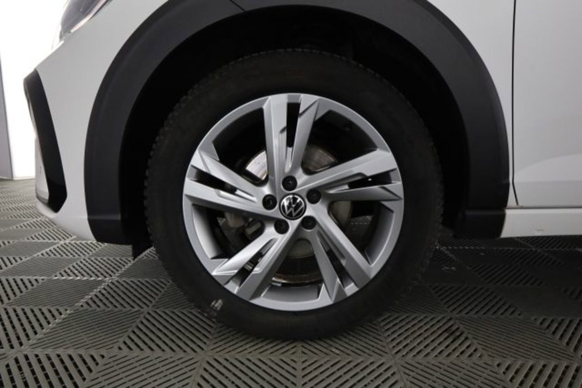 Volkswagen Taigo 1.0 TSI 110 CV DSG R-Line (8)
