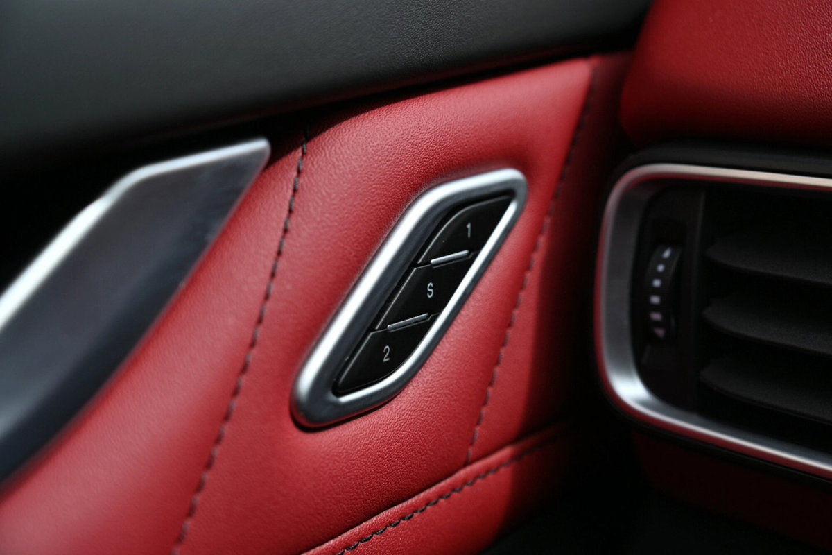 Maserati Levante Levante MHEV 330 CV AWD GT (17)