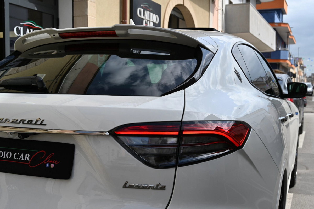 Maserati Levante Levante MHEV 330 CV AWD GT (9)