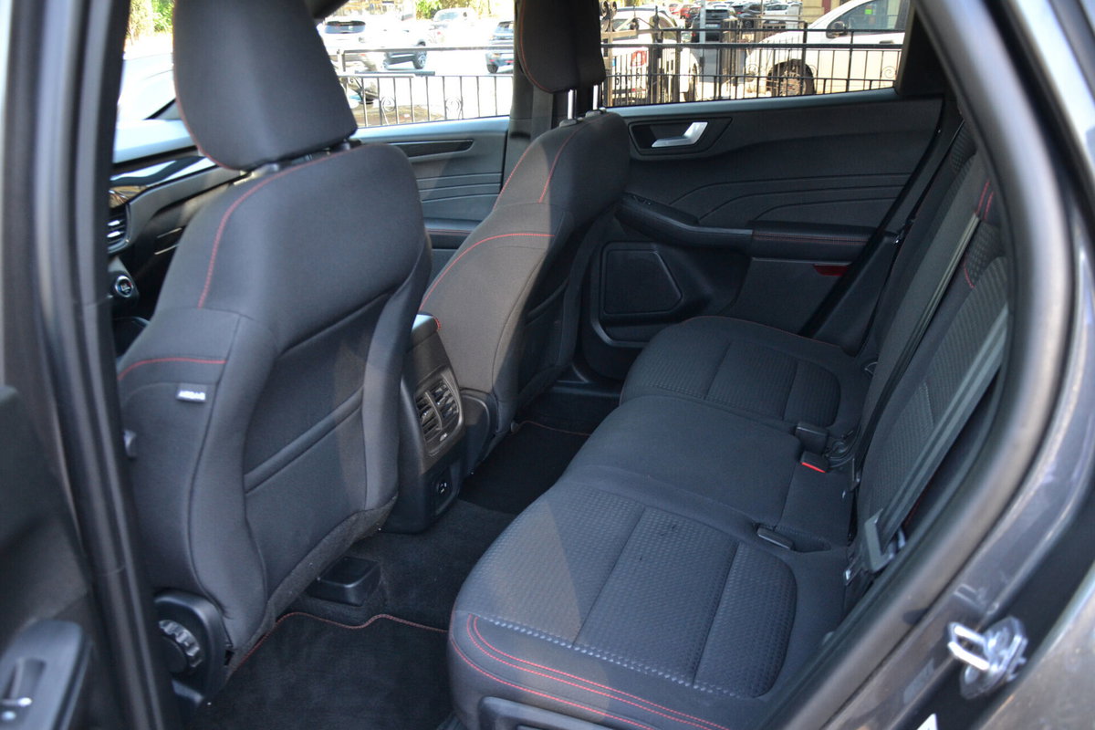 Ford Kuga 1.5 EcoBlue 120 CV 2WD ST-Line (17)