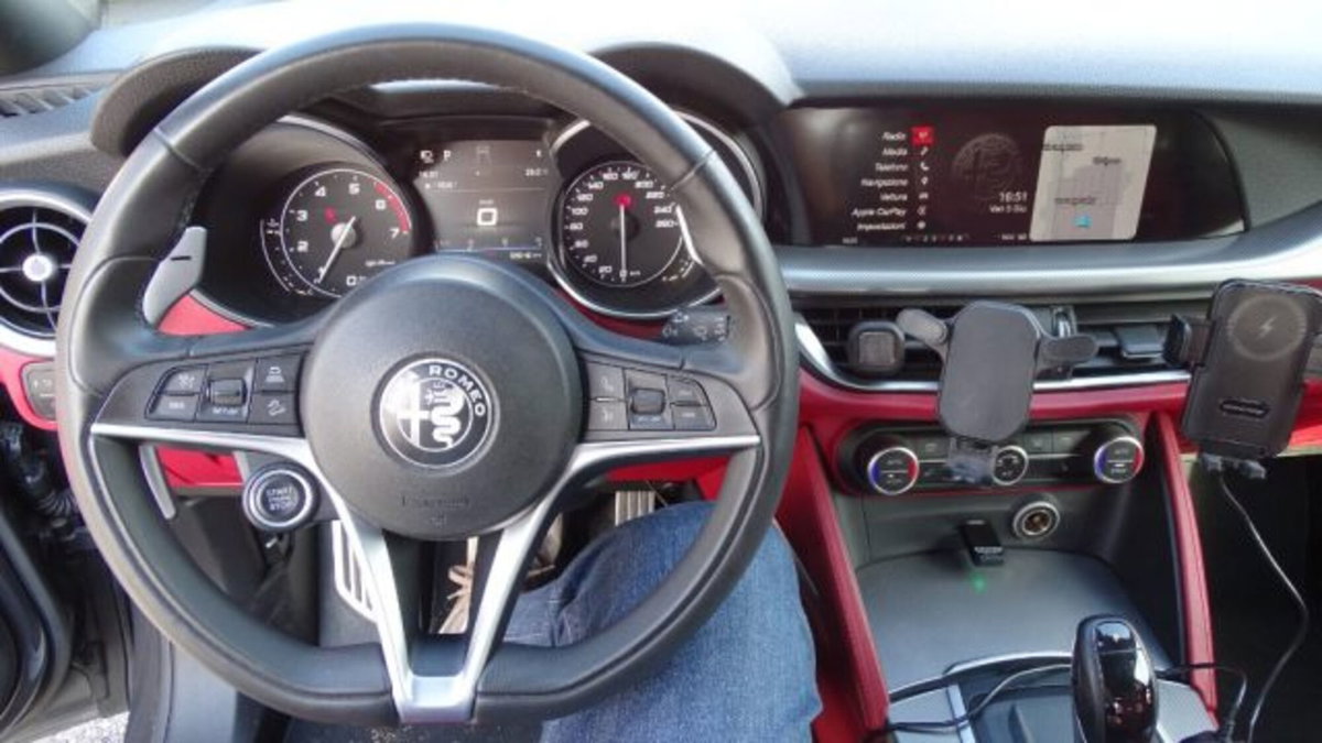 Alfa Romeo Stelvio Stelvio 2.0 Turbo 280 CV AT8 Q4 Estrema (10)