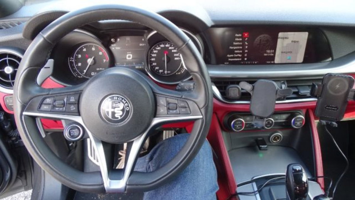 Alfa Romeo Stelvio Stelvio 2.0 Turbo 280 CV AT8 Q4 Estrema (15)
