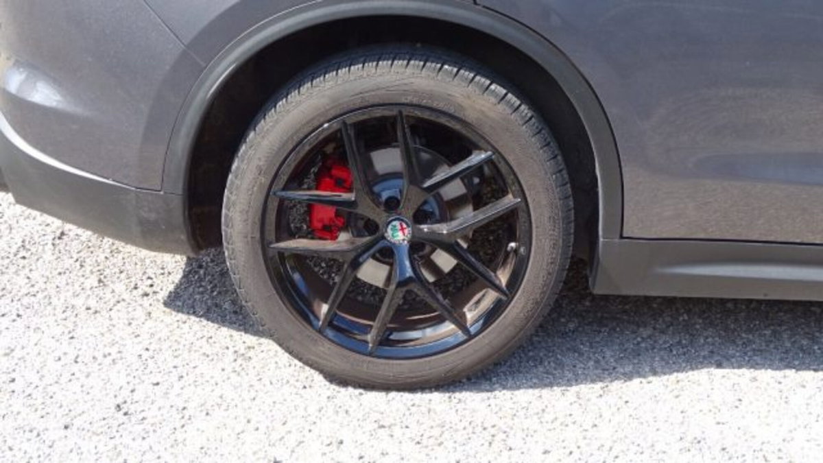 Alfa Romeo Stelvio Stelvio 2.0 Turbo 280 CV AT8 Q4 Estrema (19)
