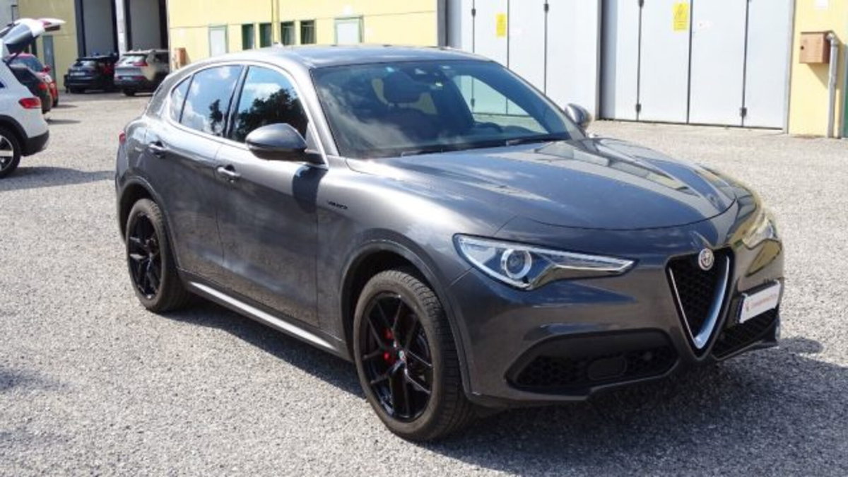 Alfa Romeo Stelvio Stelvio 2.0 Turbo 280 CV AT8 Q4 Estrema (2)