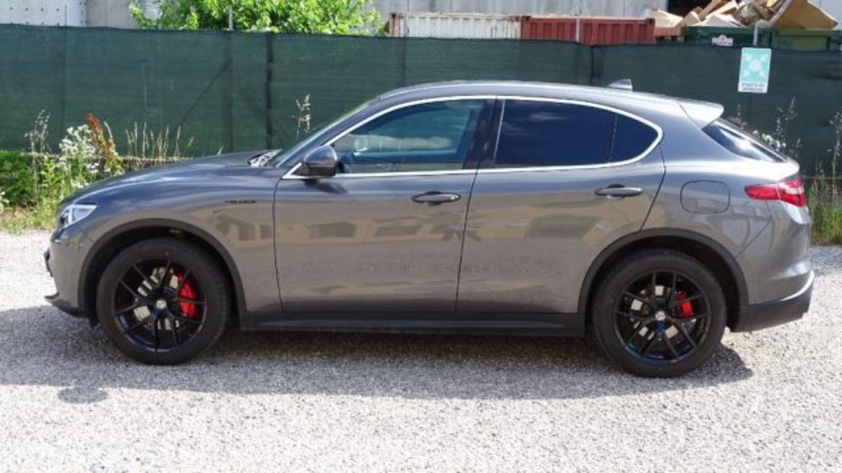 Alfa Romeo Stelvio Stelvio 2.0 Turbo 280 CV AT8 Q4 Estrema (4)