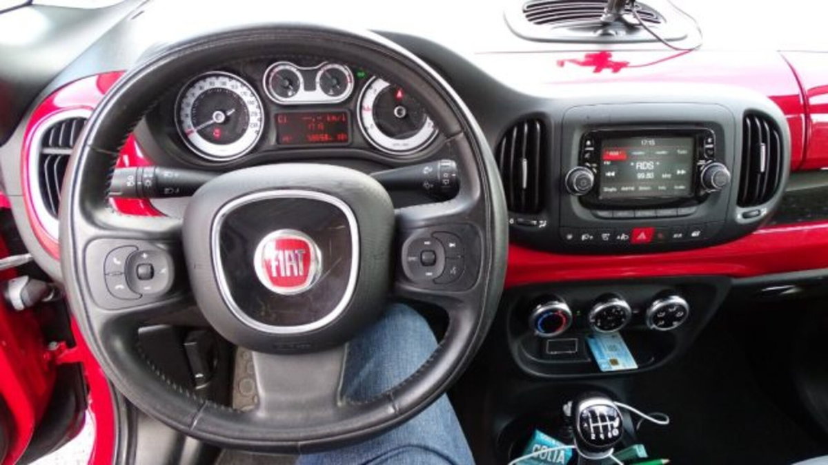 Fiat 500L 1.4 95 CV Pop (10)
