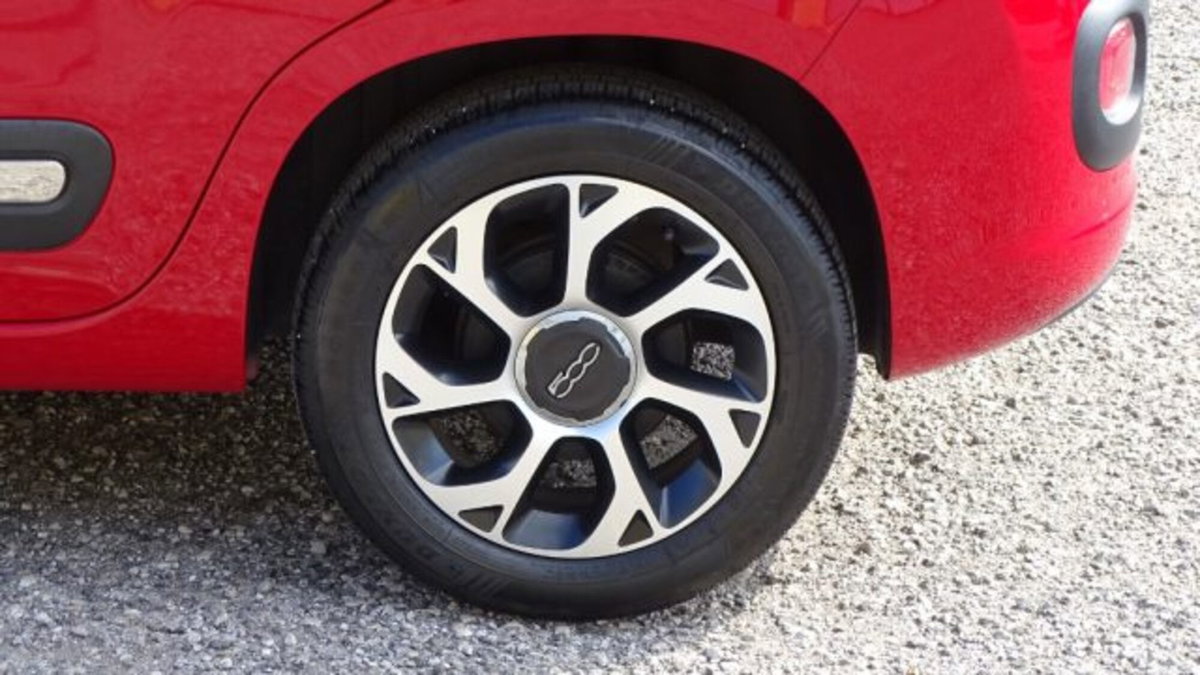 Fiat 500L 1.4 95 CV Pop (19)