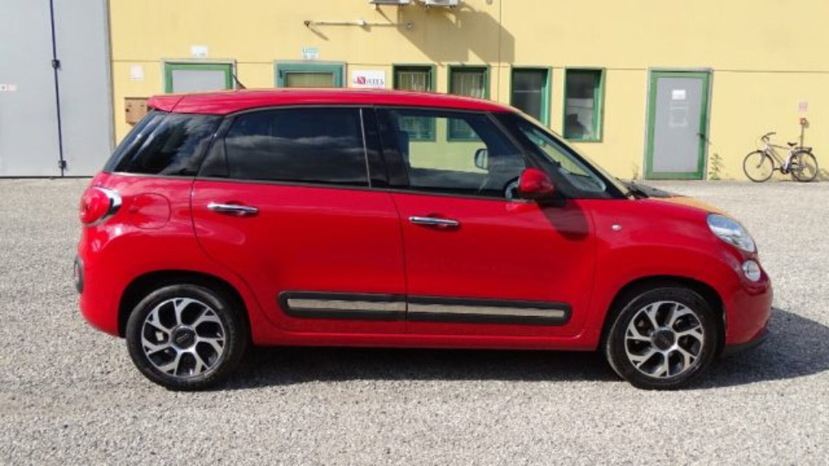 Fiat 500L 1.4 95 CV Pop (8)
