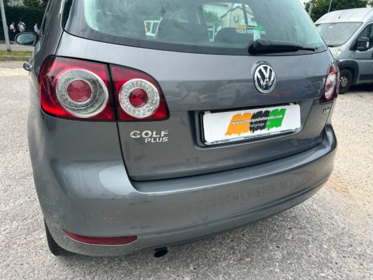 Volkswagen Golf Plus 1.2 TSI Trendline (18)