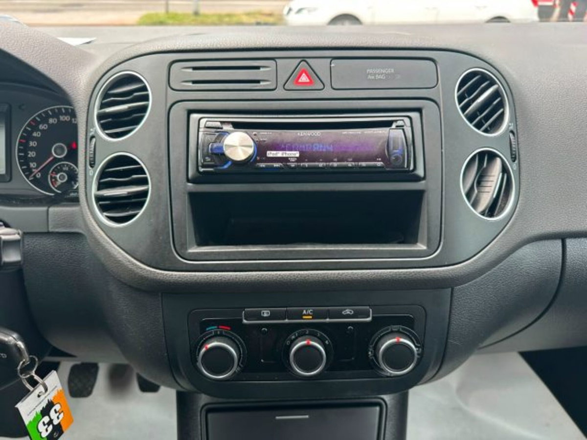 Volkswagen Golf Plus 1.2 TSI Trendline (9)