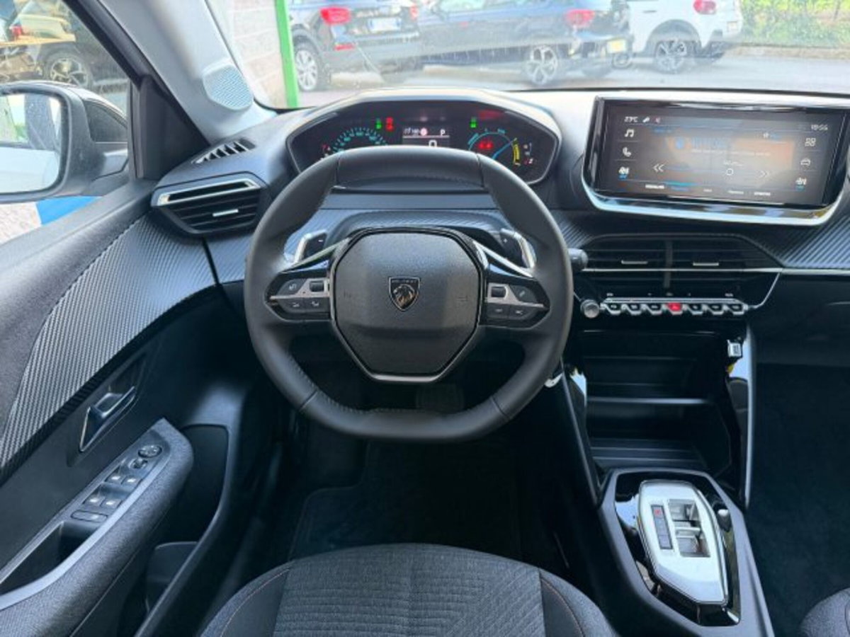 Peugeot 208 1.2 puretech Active s&s 100cv (11)