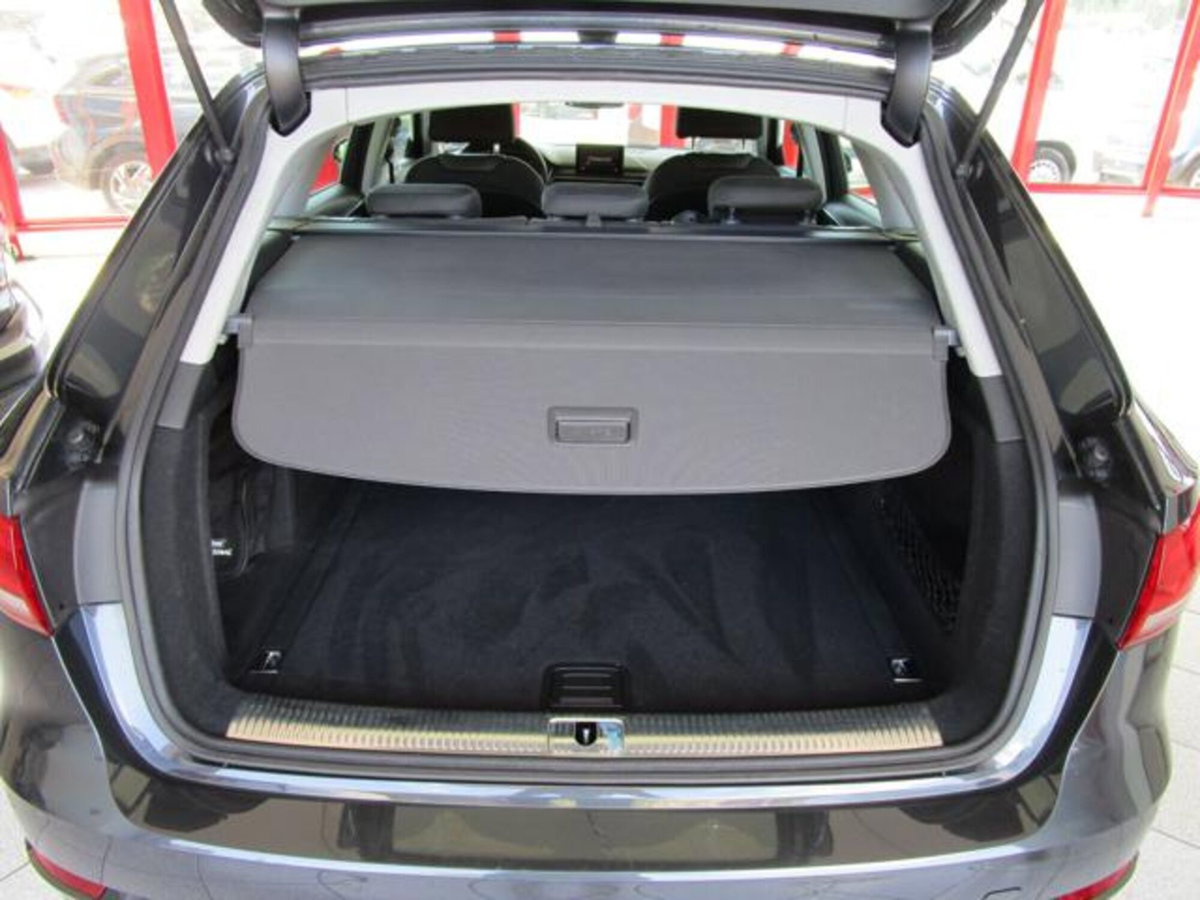 Audi A4 Avant 2.0 TDI 150 CV Business (10)