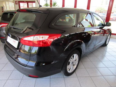 Ford Focus Station Wagon 1.6 TDCi 115 CV SW Titanium (3)