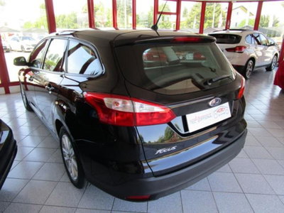 Ford Focus Station Wagon 1.6 TDCi 115 CV SW Titanium (4)