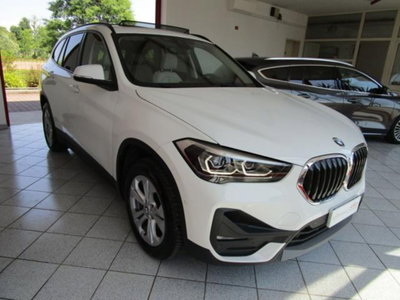 BMW X1 xDrive18d Business Advantage (2)