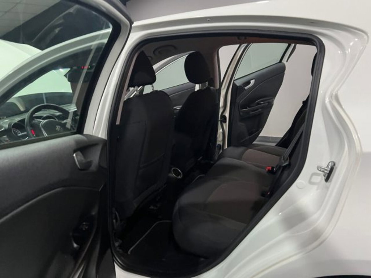 Alfa Romeo Giulietta 1.6 JTDm Giulietta 120cv (13)