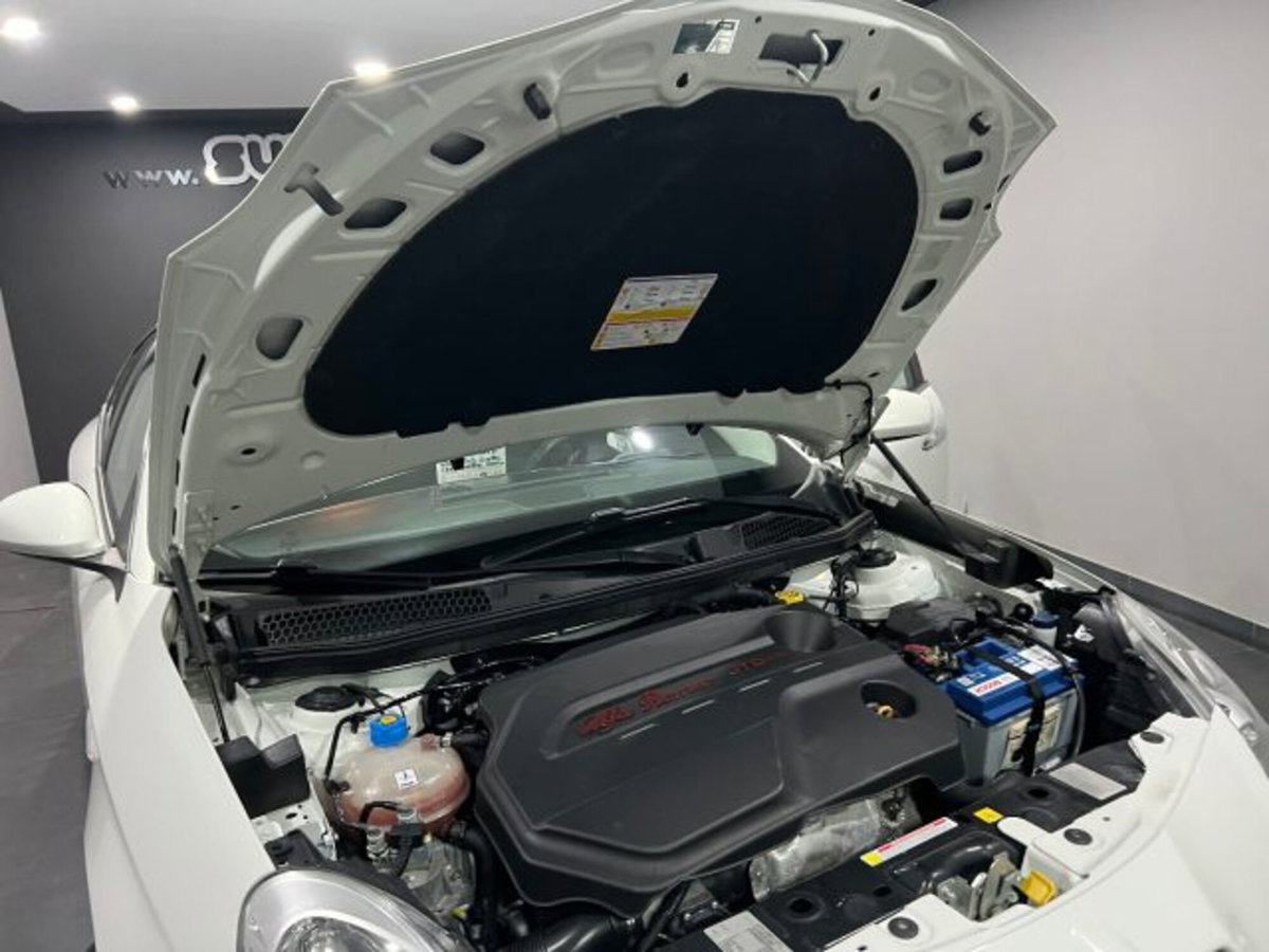 Alfa Romeo Giulietta 1.6 JTDm Giulietta 120cv (17)