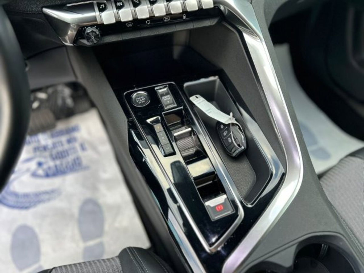 Peugeot 3008 BlueHDi 130 S&S EAT8 Allure Pack (10)