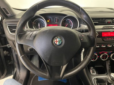 Alfa Romeo Giulietta 2.0 JTDm-2 Distinctive 170cv (16)