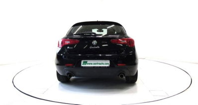 Alfa Romeo Giulietta 2.0 JTDm-2 Distinctive 170cv (4)