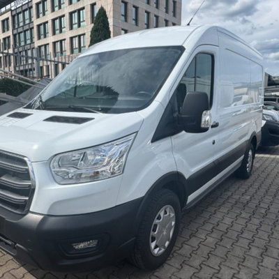 Ford Transit Furgone 350 2.0TDCi EcoBlue MHEV 130CV PM-TM Furgone Titan. (4)