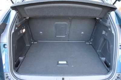 Peugeot 3008 BlueHDi 130 S&S Allure Pack (17)