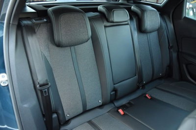 Peugeot 3008 BlueHDi 130 S&S Allure Pack (19)