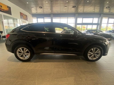 Audi Q3 Sportback 35 TDI quattro S tronic S line edition (6)