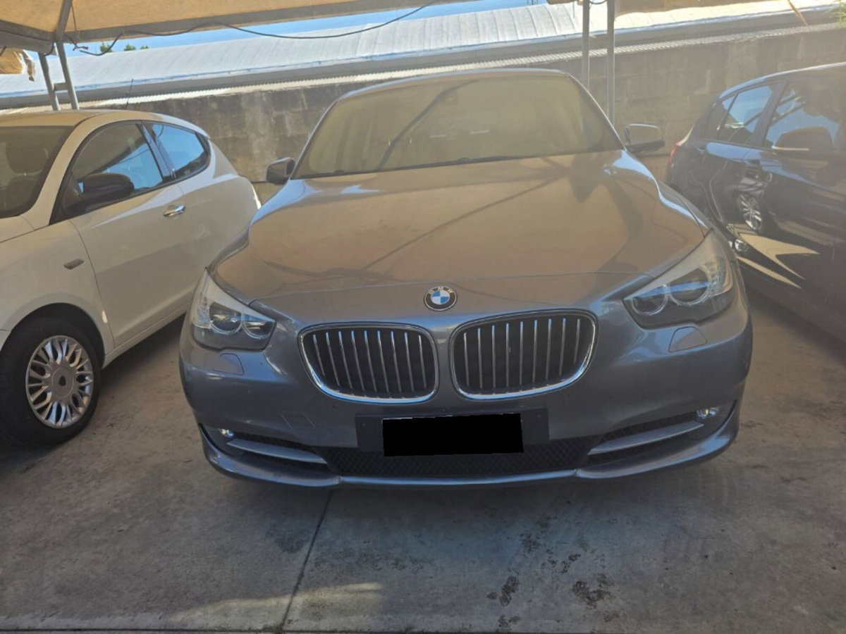 BMW Serie 5 Touring 530d  Futura (2)