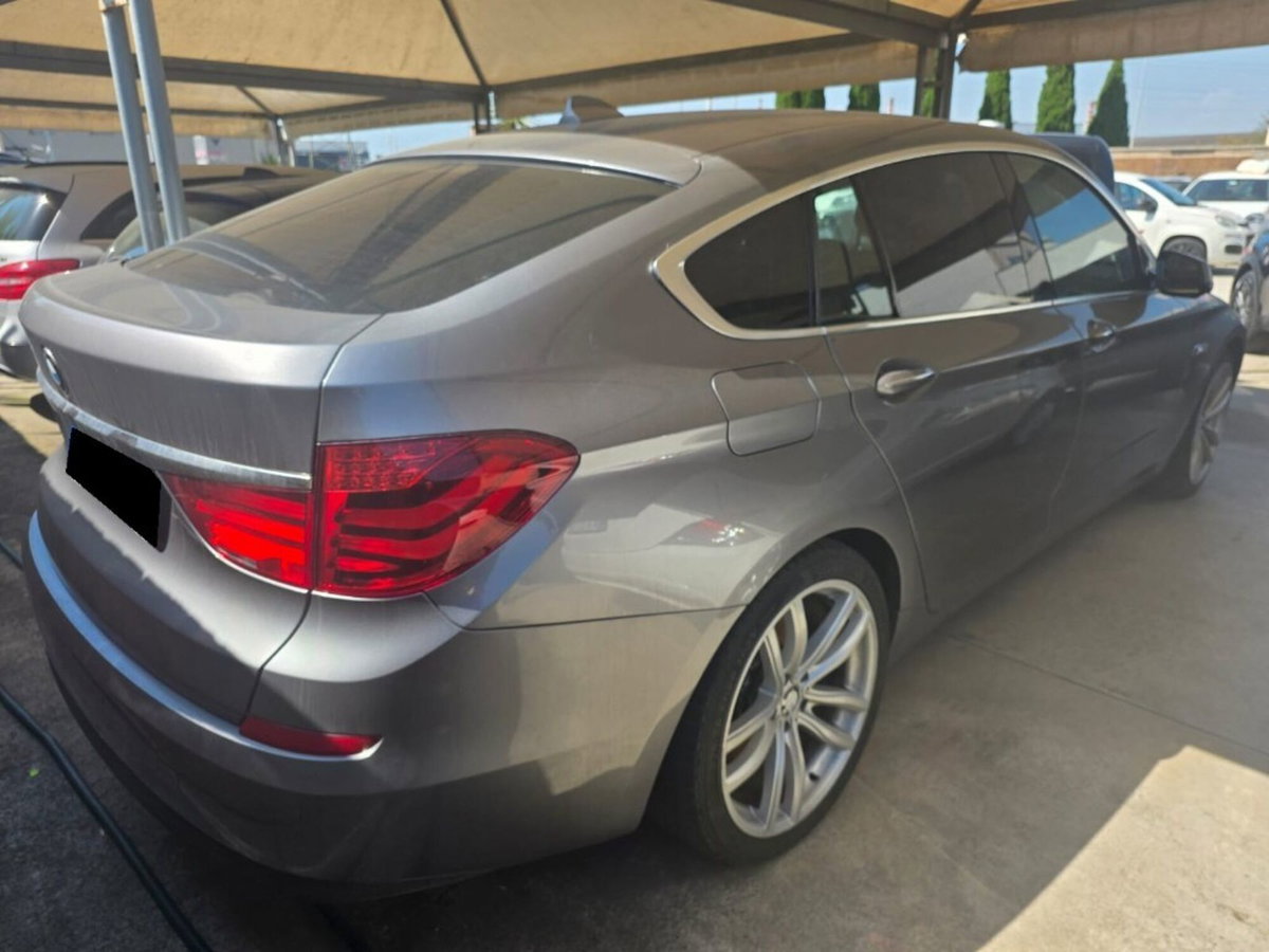 BMW Serie 5 Touring 530d  Futura (4)