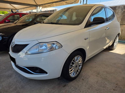 Lancia Ypsilon 1.2 69 CV 5 porte Gold usata