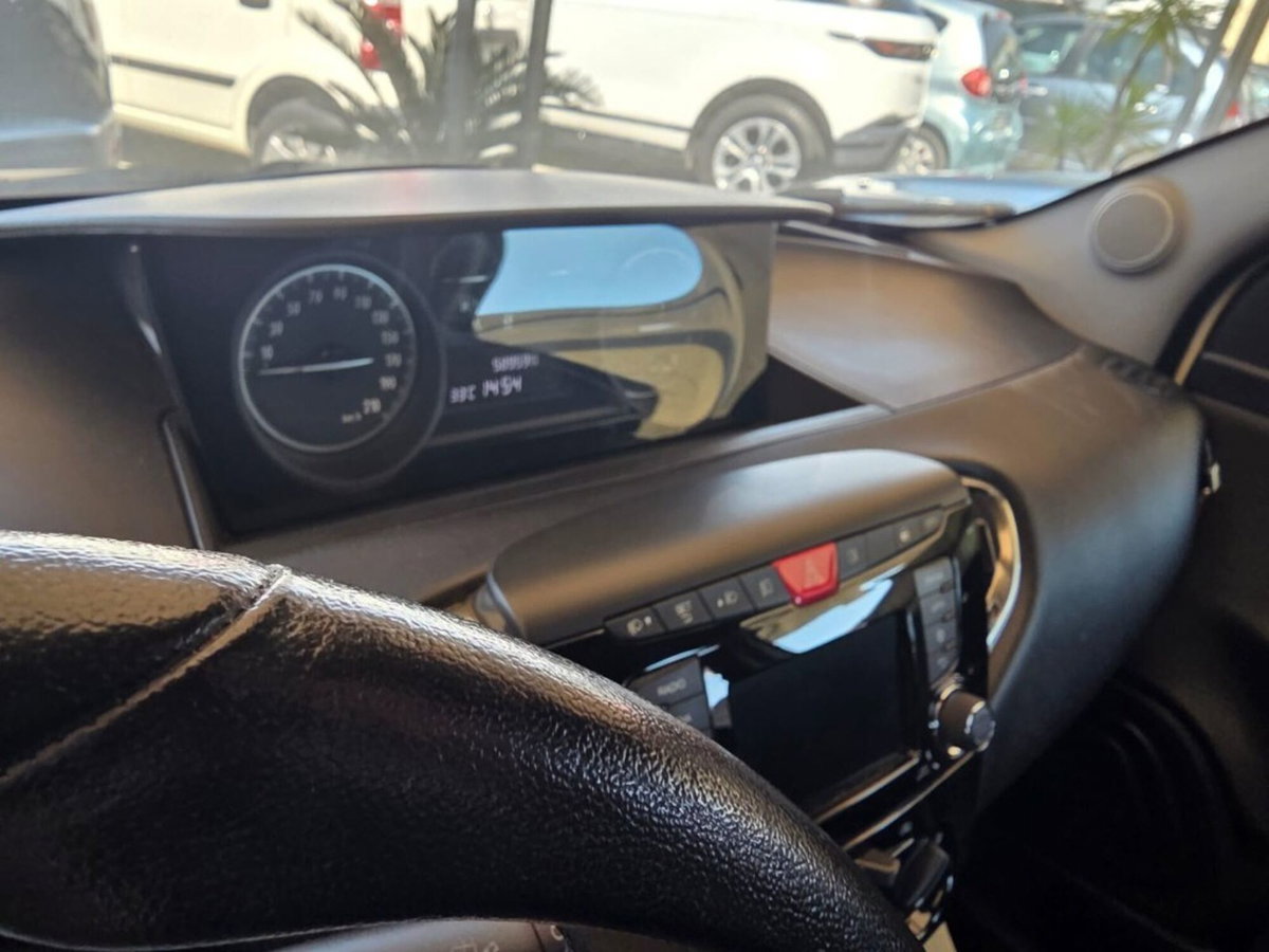Lancia Ypsilon 1.2 69 CV 5 porte Gold (7)