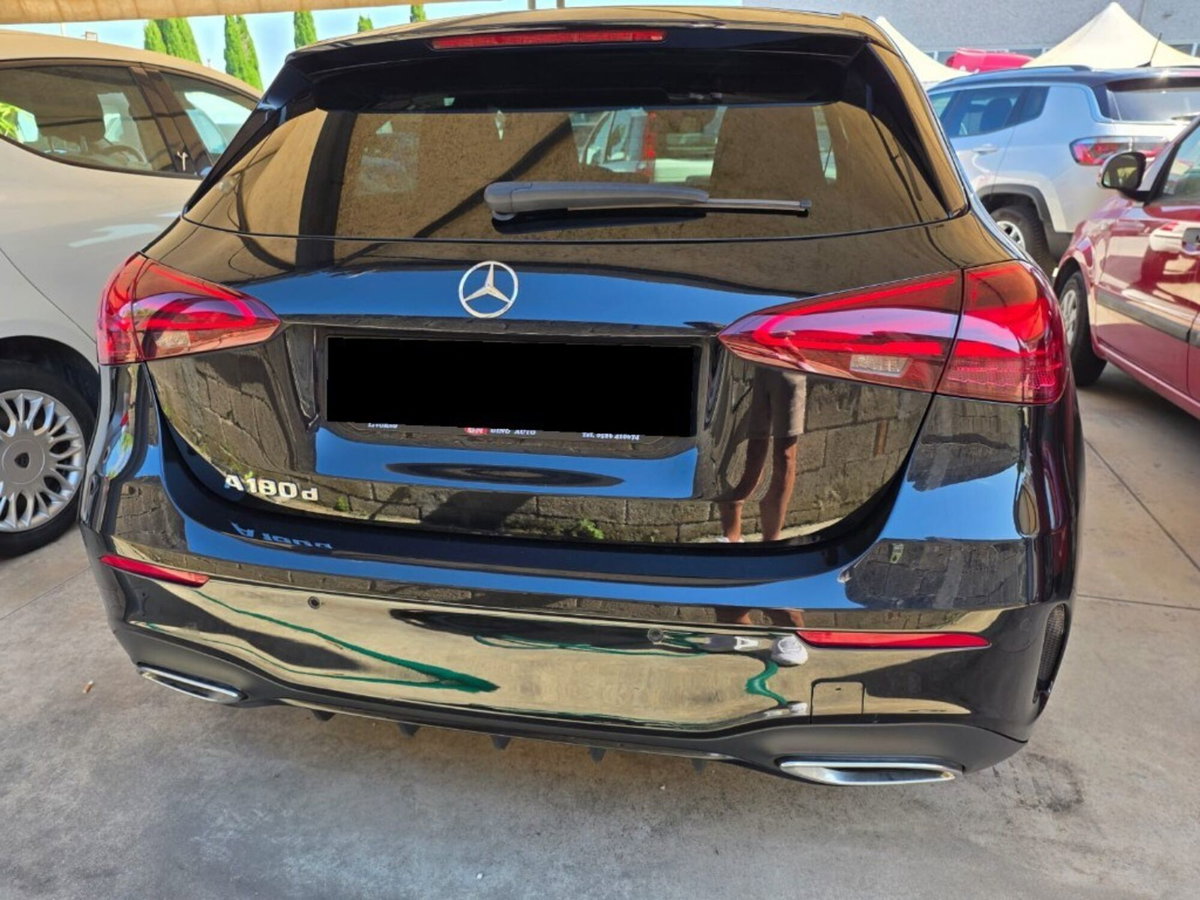 Mercedes-Benz Classe A 180 d AMG Line Premium Plus auto (4)