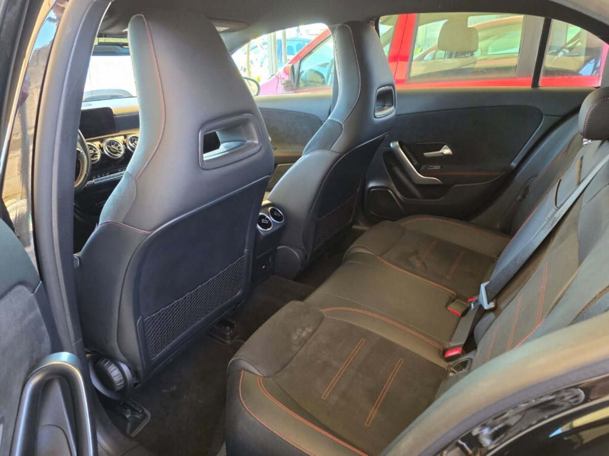 Mercedes-Benz Classe A 180 d AMG Line Premium Plus auto (9)