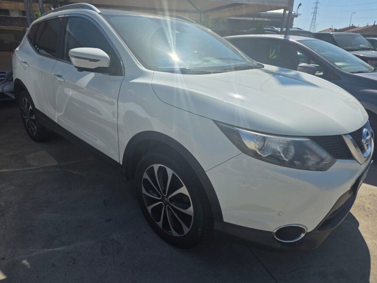Nissan Qashqai 1.5 dCi 360 (2)