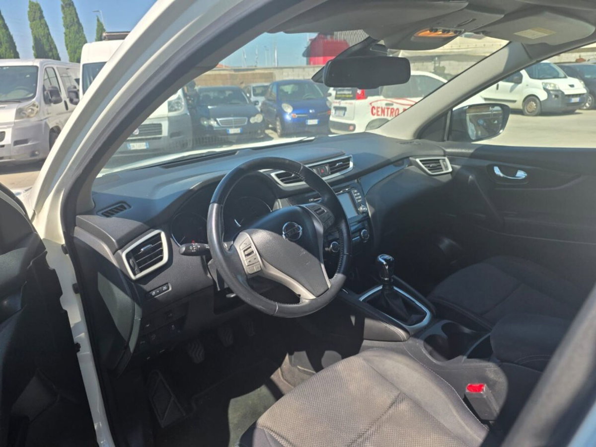 Nissan Qashqai 1.5 dCi 360 (6)