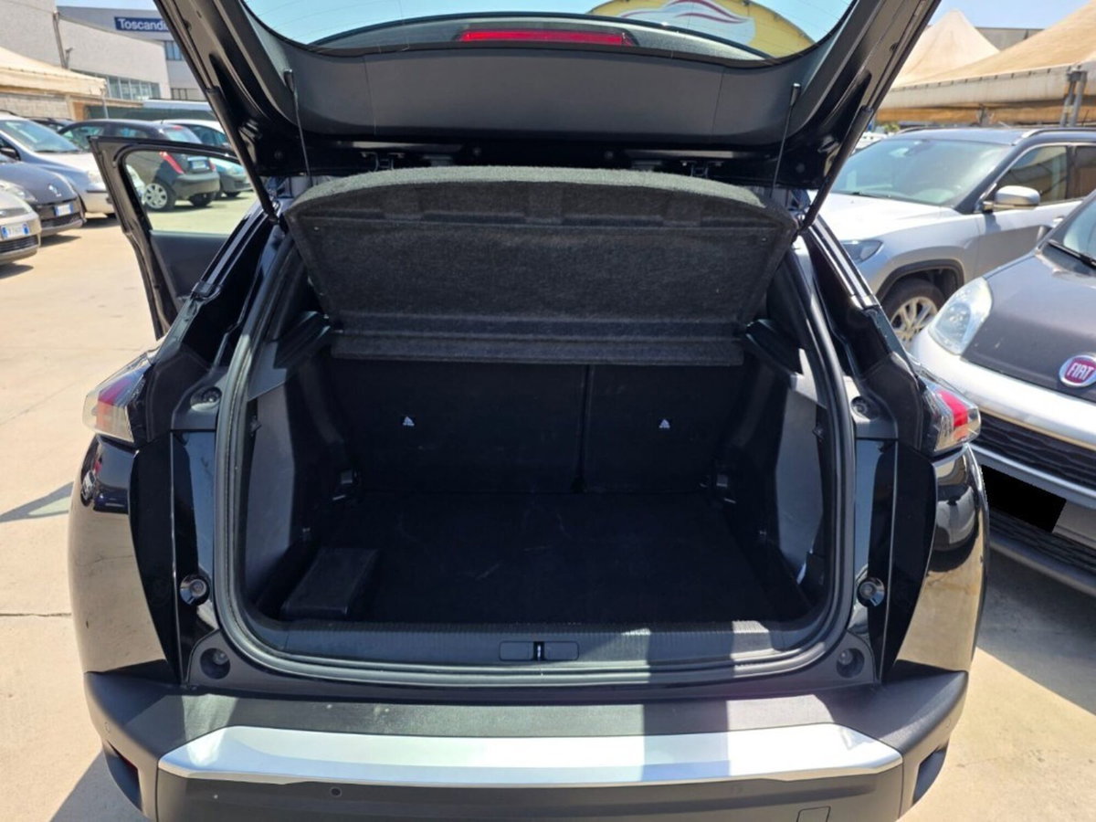 Peugeot 2008 BlueHDi 110 S&S Allure (7)