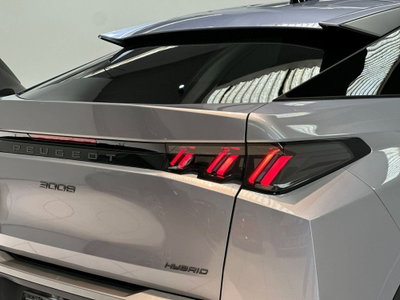 Peugeot 3008 1.2 hybrid Allure Business 145cv e-dcs6 (17)