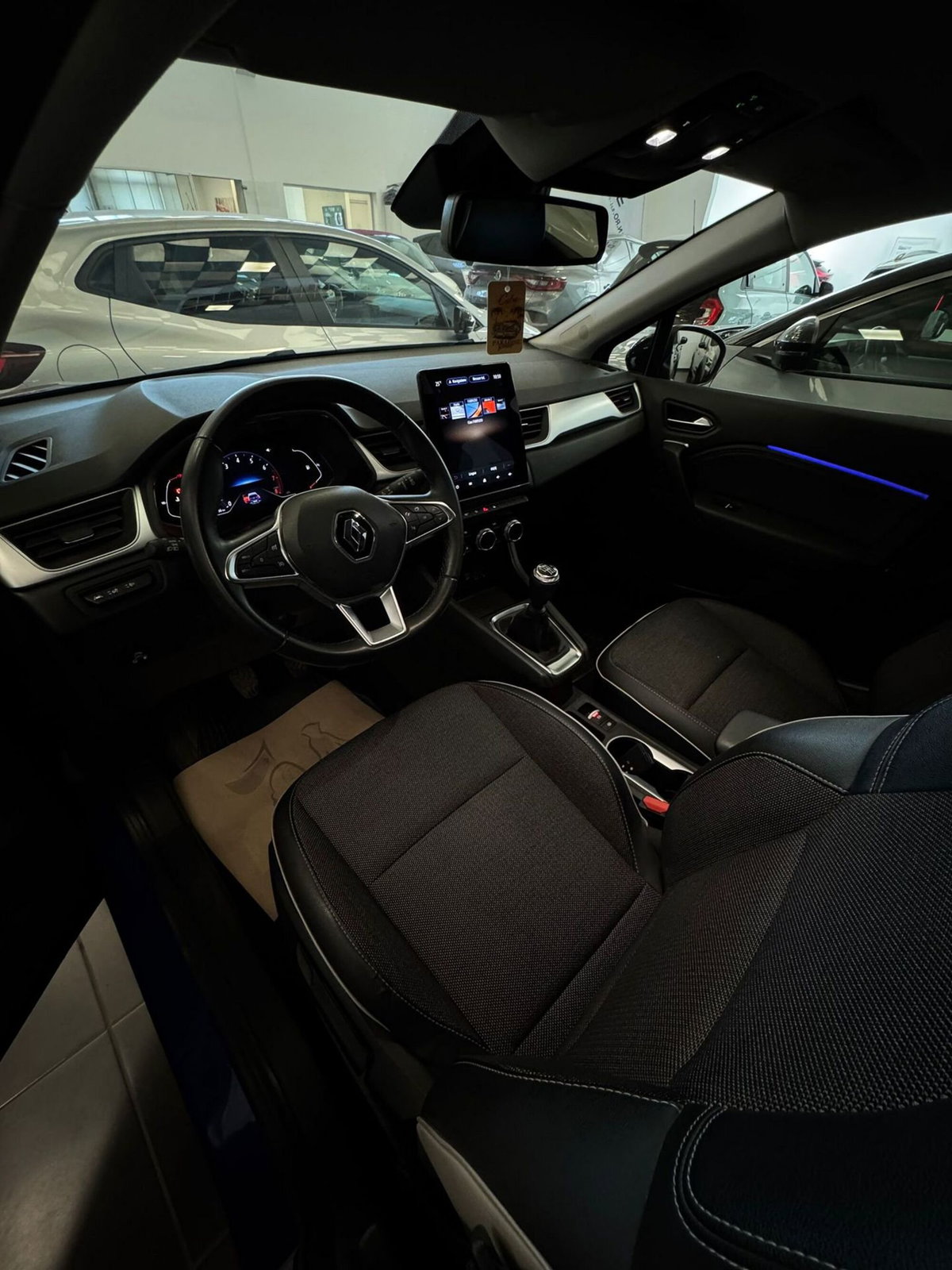 Renault Captur TCe 100 CV GPL Techno (5)