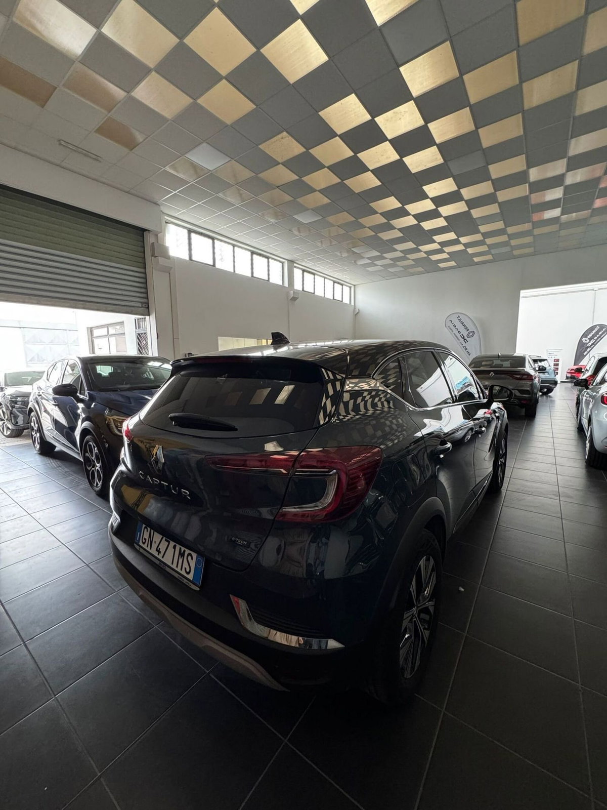 Renault Captur Full Hybrid E-Tech 145 CV Techno (2)