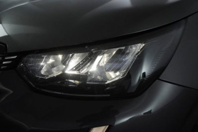 Peugeot 2008 PureTech 100 S&S Allure Pack (17)