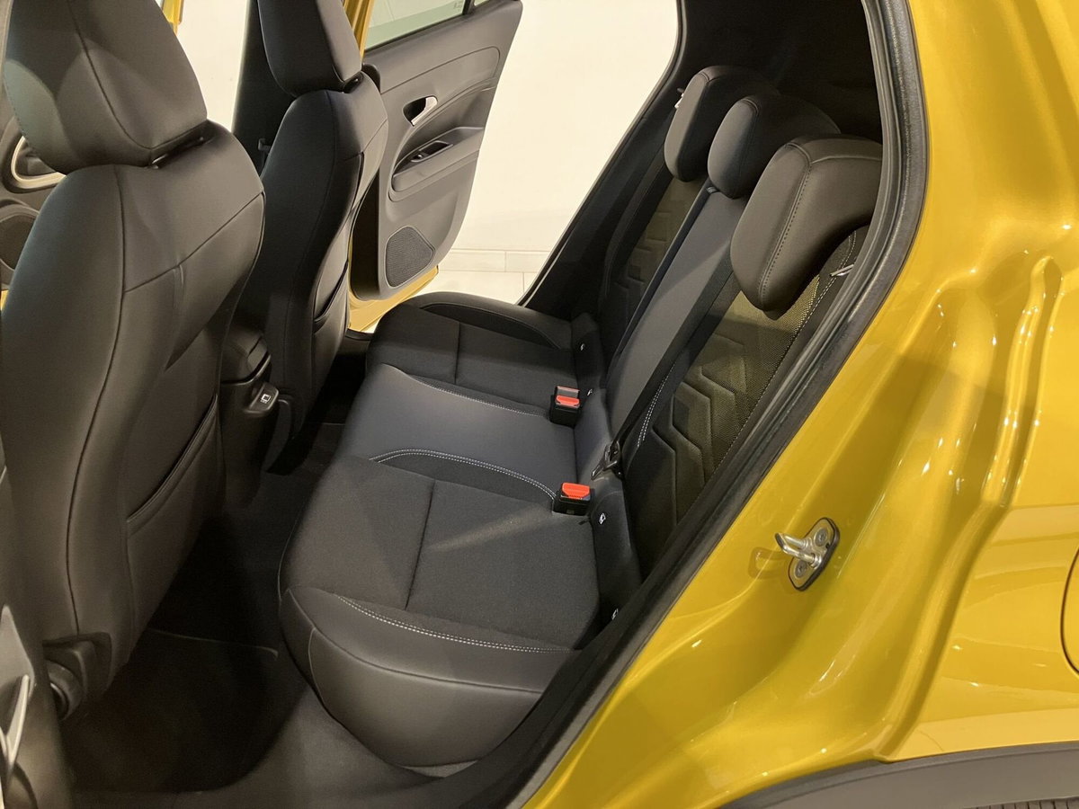 Jeep Avenger 1.2 turbo Summit fwd 100cv (15)
