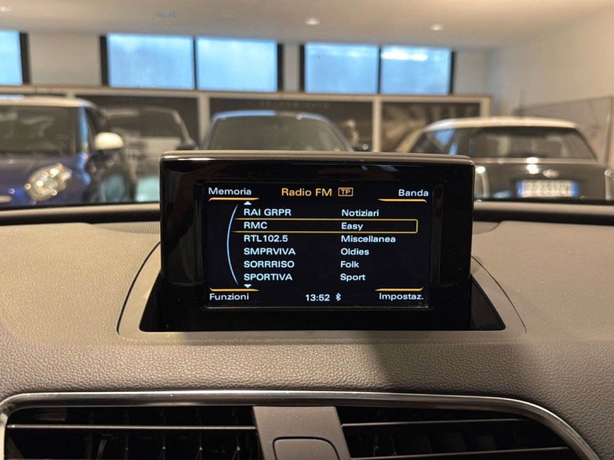 Audi Q3 2.0 TDI quattro S tronic S Line Edition (13)