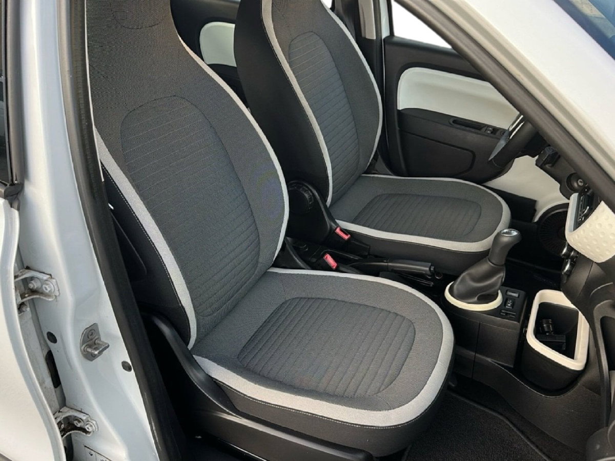 Renault Twingo SCe Stop&Start Energy (16)
