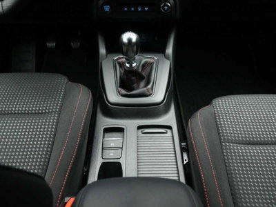 Ford Focus 1.0t ecoboost h ST-Line X 125cv (8)