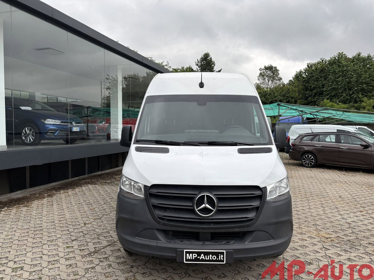Mercedes-Benz Sprinter K43/35 315 CDI RWD TA Tourer (5)