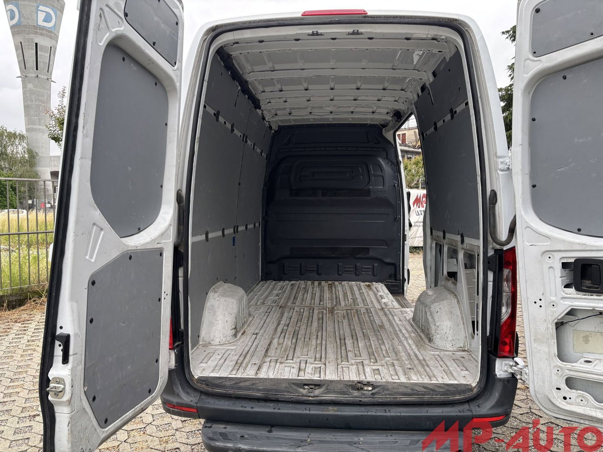 Mercedes-Benz Sprinter K43/35 315 CDI RWD TA Tourer (7)