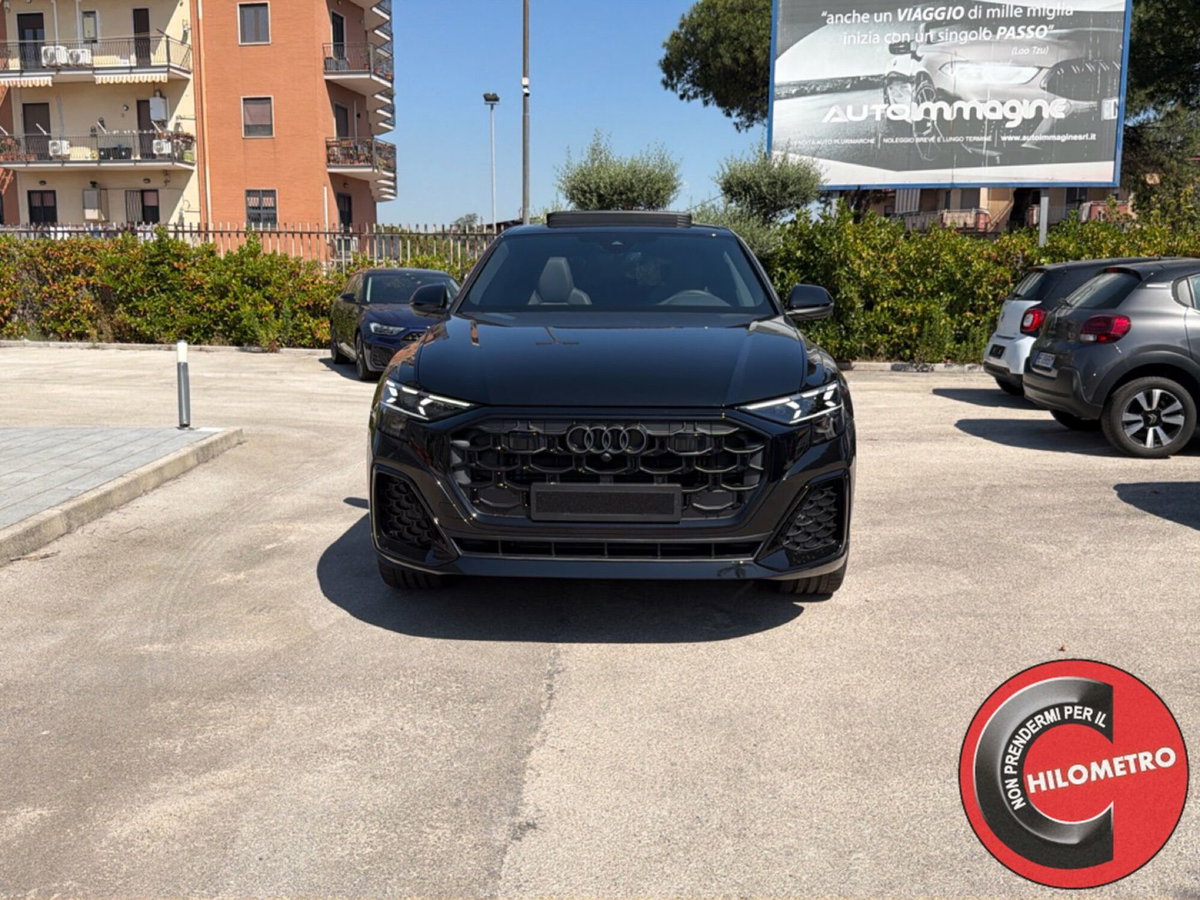 Audi Q8 3.0 tdi mhev S line edition quattro 286cv tiptronic (2)